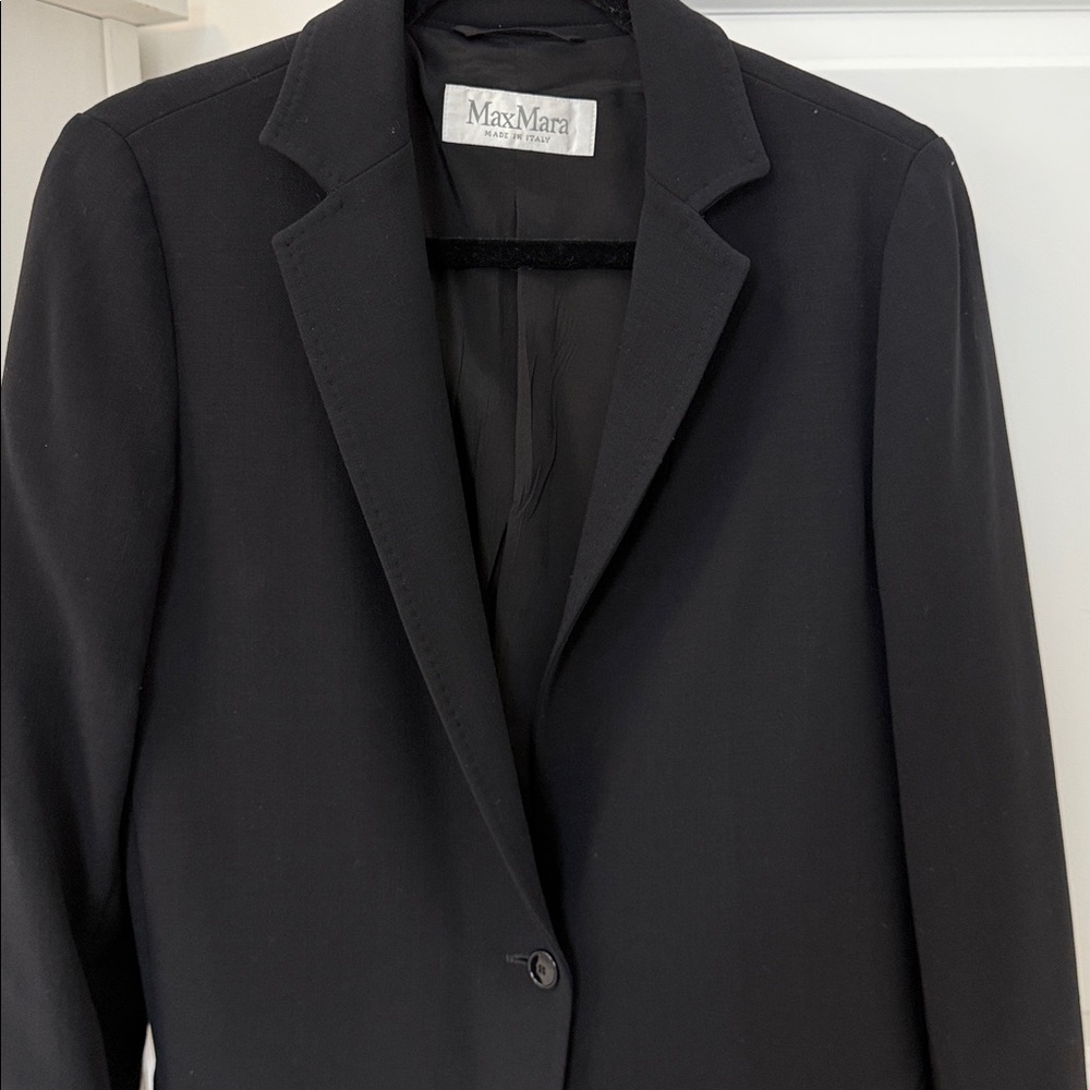 Max Mara Virgin Wool Black Blazer Pointed Collar Button Closure - Picture 9 of 14